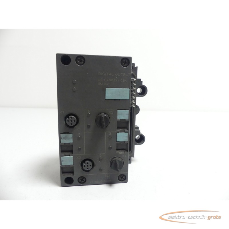  Siemens 6ES7142-1BD30-0XA0 Erweiterungsmodul C-PNF01428 E2 الصورة على Industry-Pilot