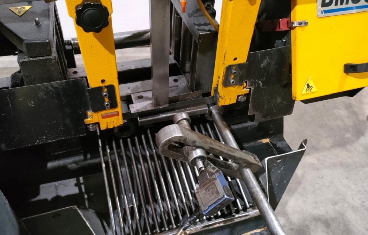 Bandsaw metal working machine BEKA-MAK BMSO 320 photo on Industry-Pilot