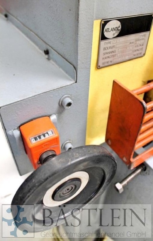 Hydraulic guillotine shear  ATLANTIC ATS 3000 photo on Industry-Pilot