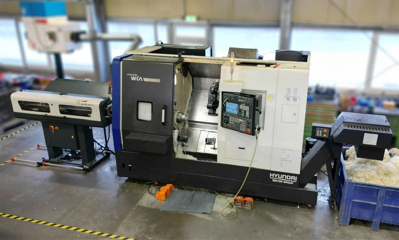 CNC Turning Machine HYUNDAI WIA L250SY photo on Industry-Pilot
