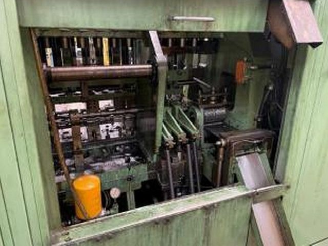 Plunger moulding press PLATARG 811 photo on Industry-Pilot