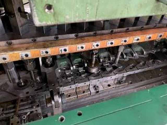 Plunger moulding press PLATARG 612 photo on Industry-Pilot