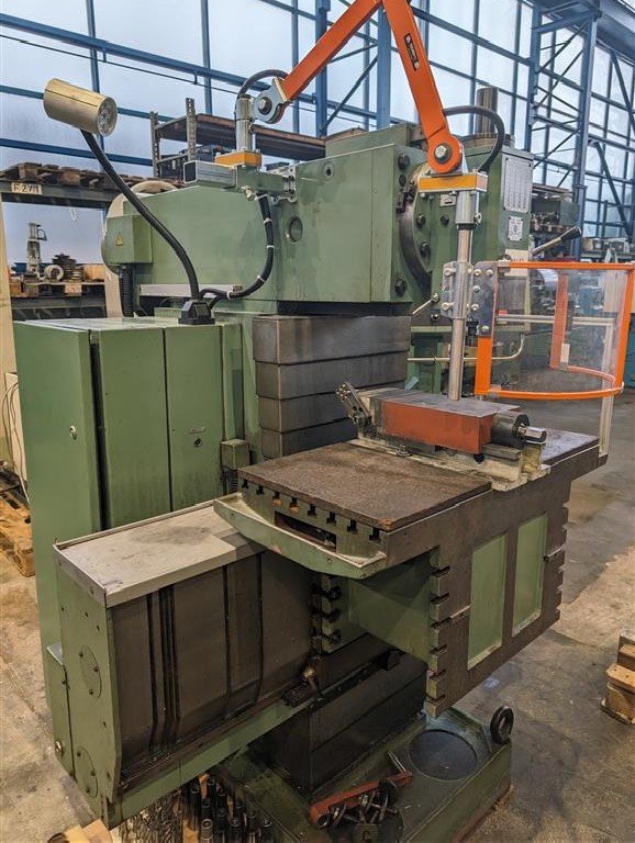 Milling Machine - Universal TOS FNGJ 32 photo on Industry-Pilot