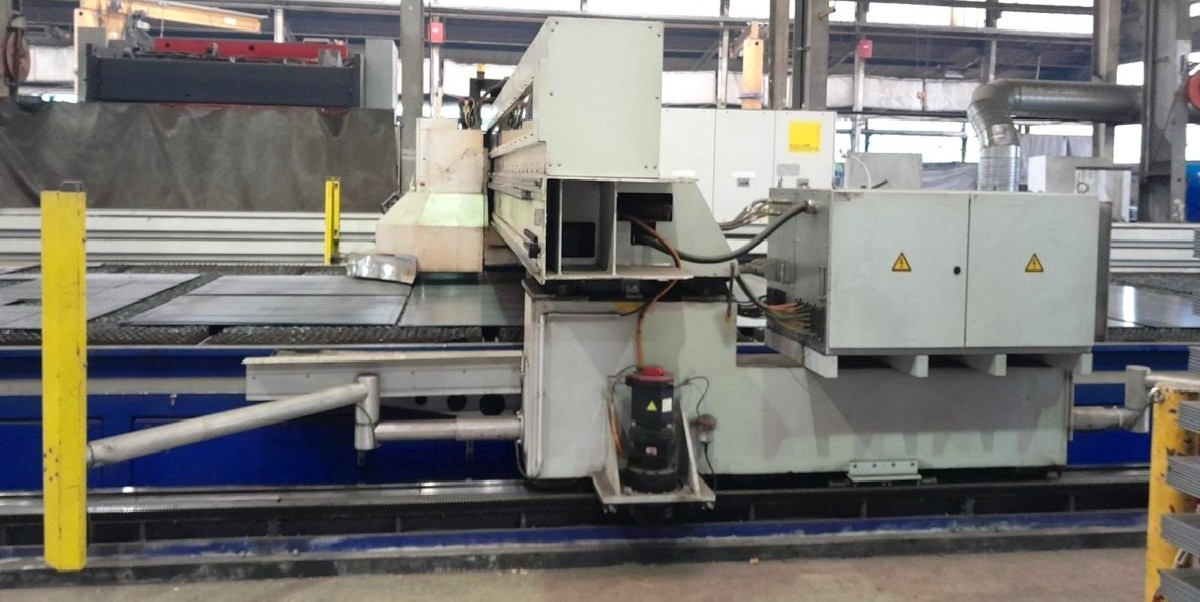 Laser Cutting Machine MESSER LaserMat 6000 photo on Industry-Pilot