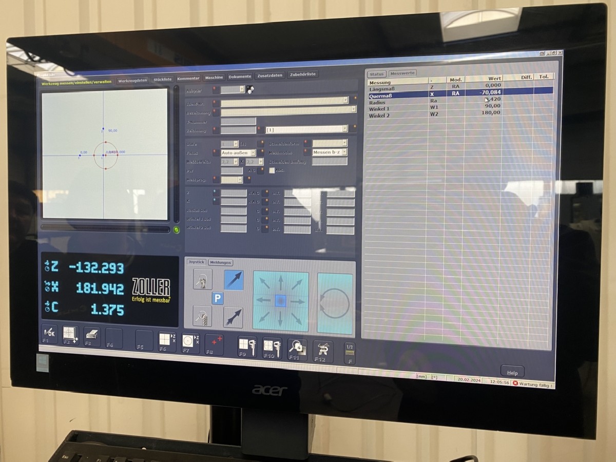 Устройство для предварительной настройки и измерения инструмента ZOLLER Venturion 500 фото на Industry-Pilot