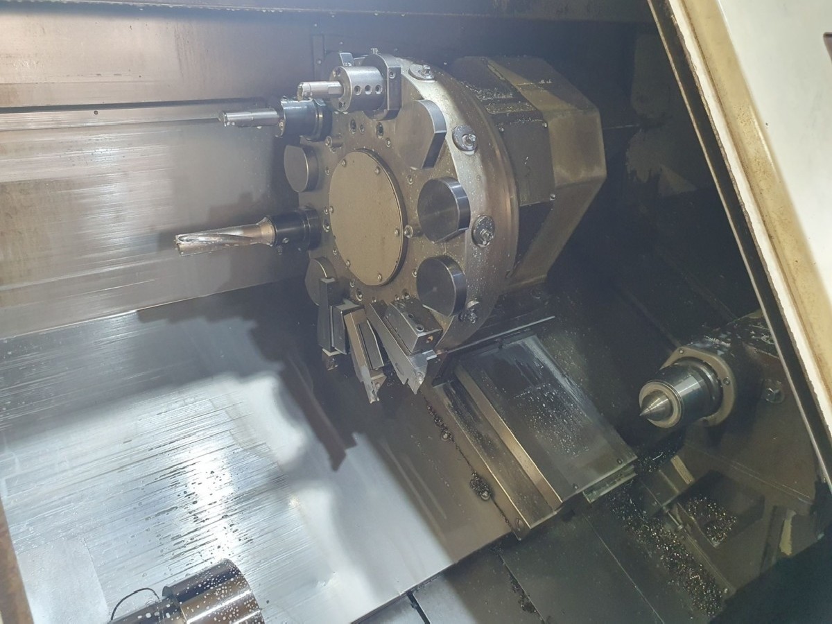 CNC Turning Machine OKUMA LB 15 II-C 1000 photo on Industry-Pilot