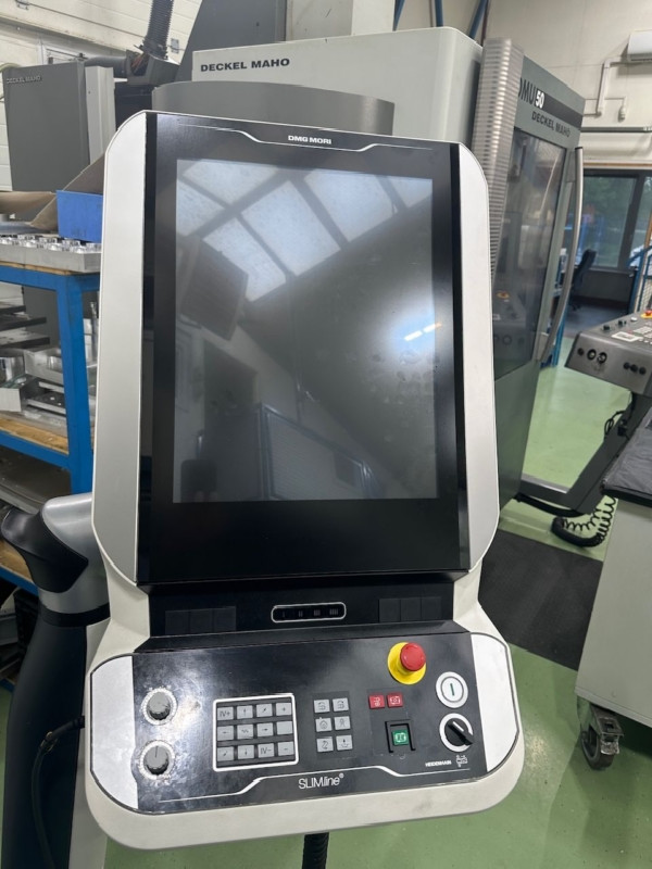 Machining Center - Universal DMG-MORI CMX 70 U photo on Industry-Pilot