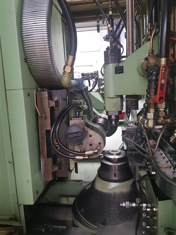 Gearwheel hobbing machine vertical GLEASON PFAUTER GP 130 photo on Industry-Pilot