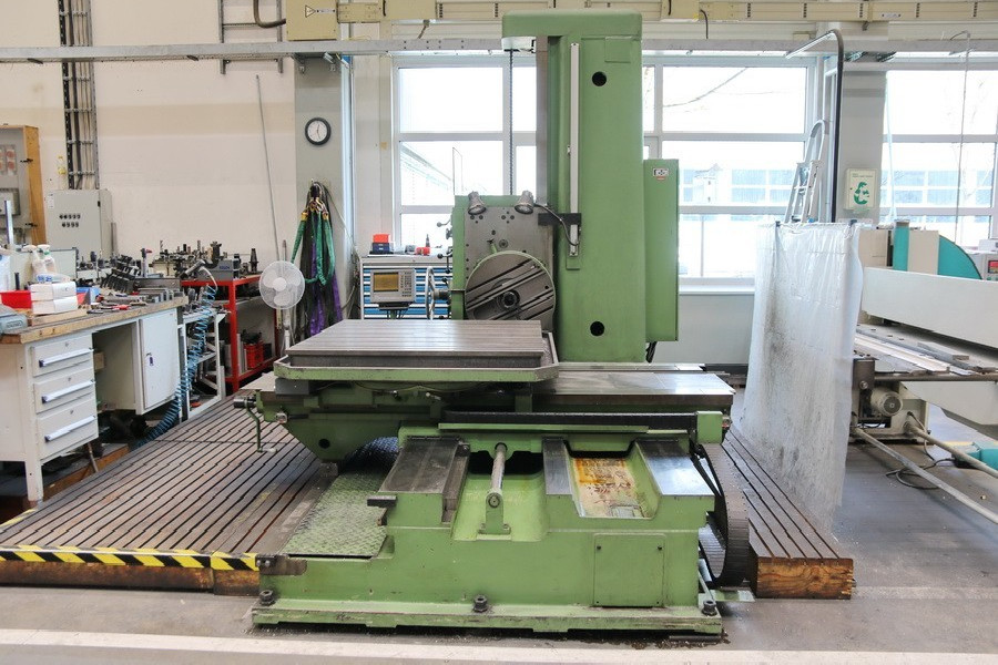 Horizontal Boring Machine TOS W 100 A photo on Industry-Pilot