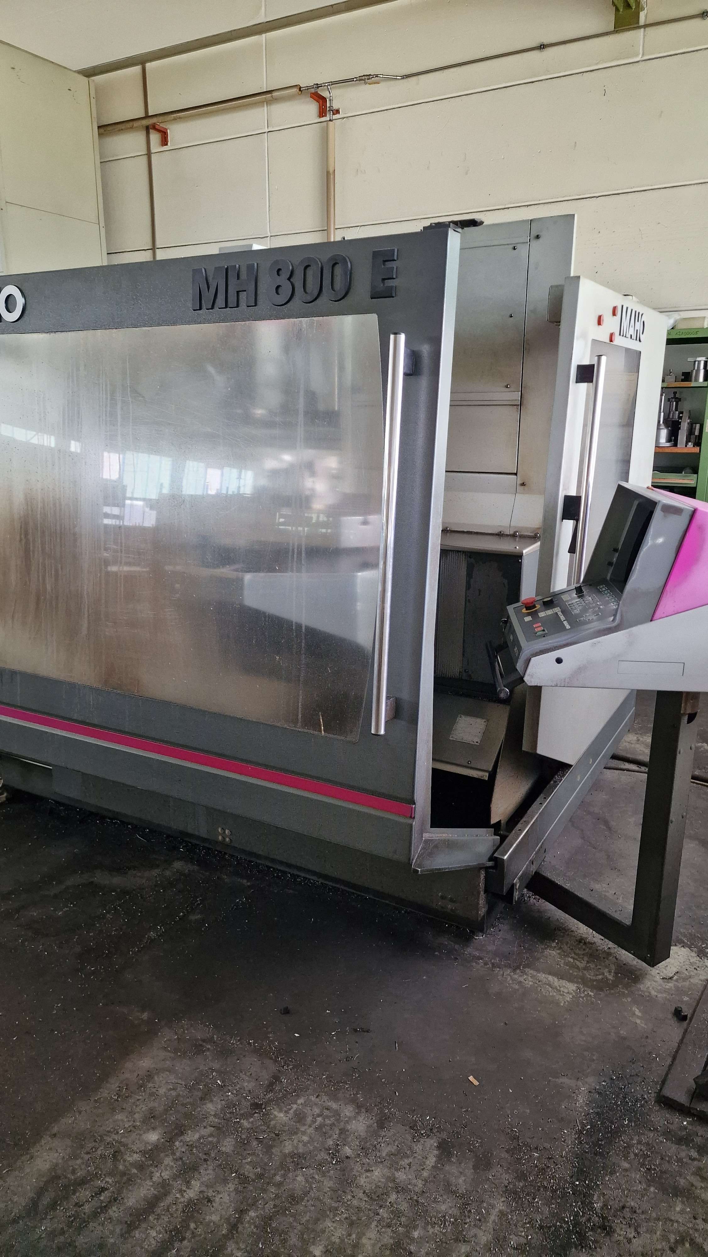 Toolroom Milling Machine - Universal MAHO MH 800 E  photo on Industry-Pilot