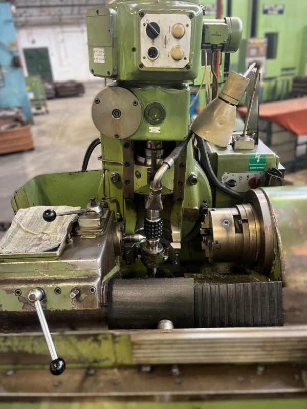 Gearwheel hobbing machine horizontal PFAUTER RS 9 K photo on Industry-Pilot