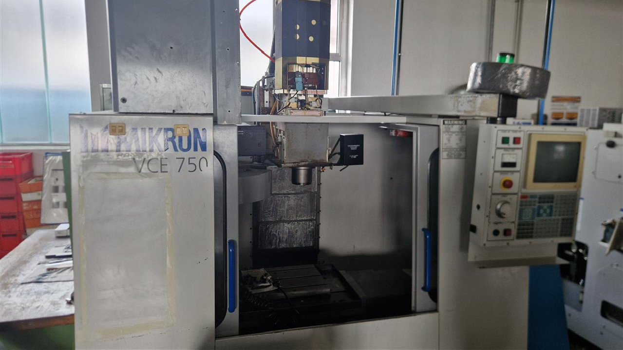 Machining Center - Vertical MIKRON - HAAS VCE 750 / VF2 photo on Industry-Pilot