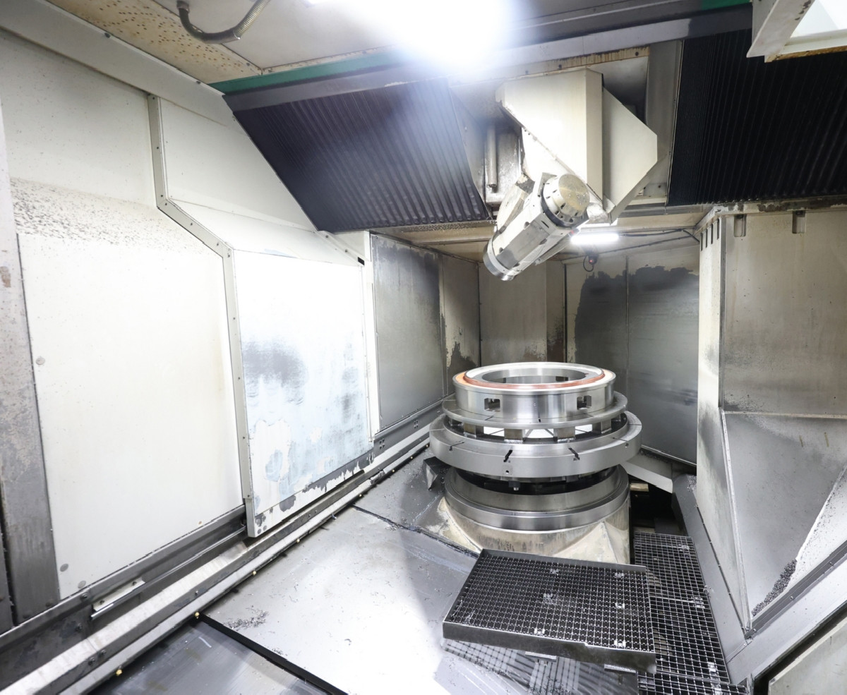 Machining Center - Universal UNISIGN UNICOM 6000-HV photo on Industry-Pilot