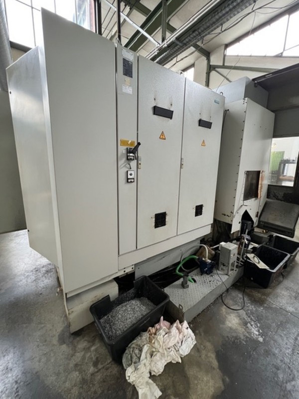 Machining Center - Vertical MIKRON VCP 1000 photo on Industry-Pilot