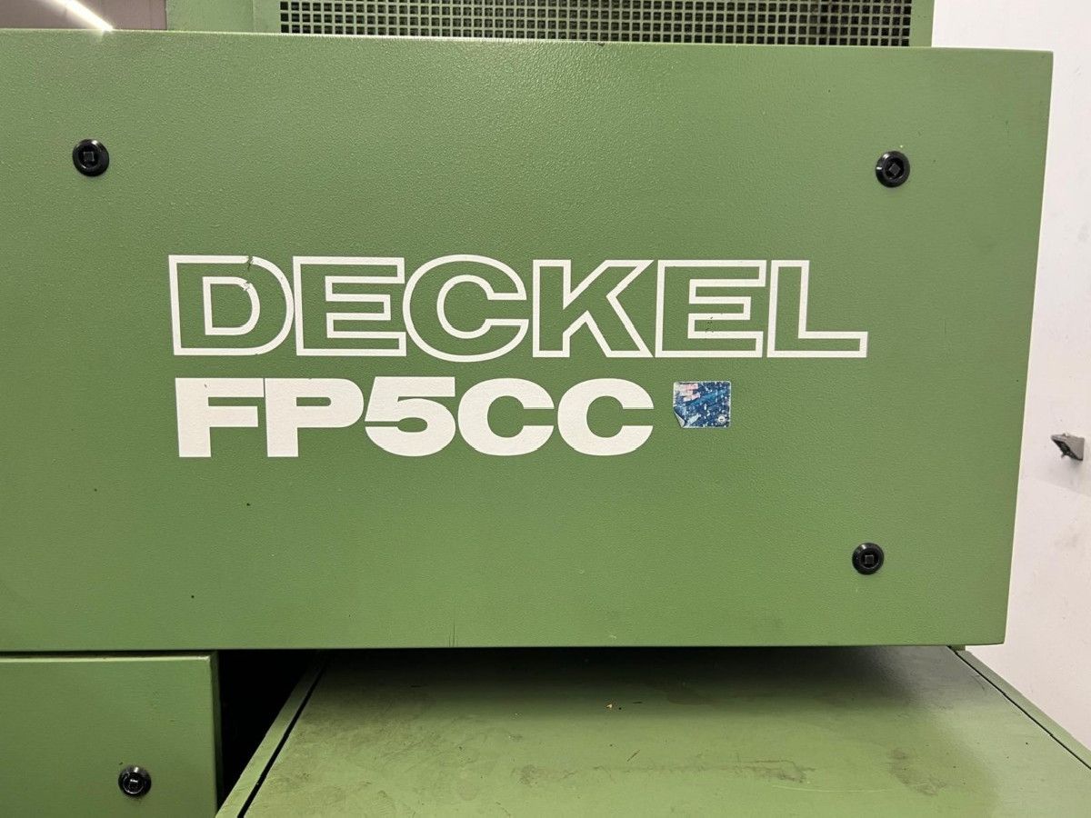 Machining Center - Vertical DECKEL FP 5 CC photo on Industry-Pilot