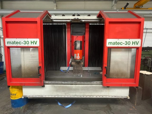 Machining Center - Universal Matec 30HV photo on Industry-Pilot