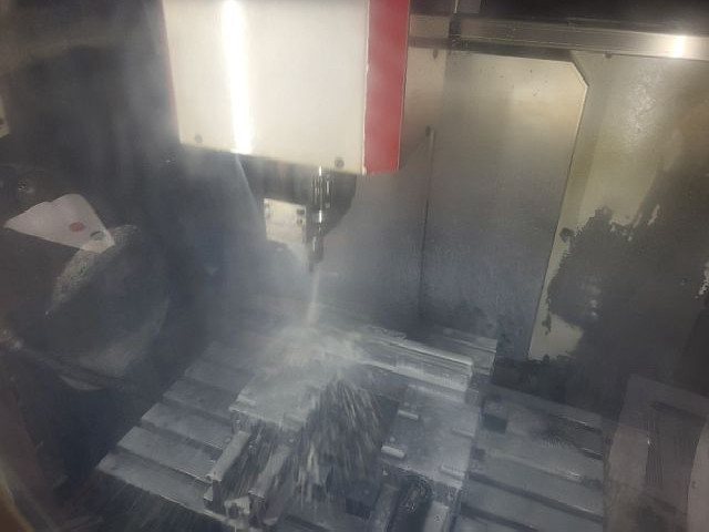 Machining Center - Vertical HERMLE C 600 V photo on Industry-Pilot