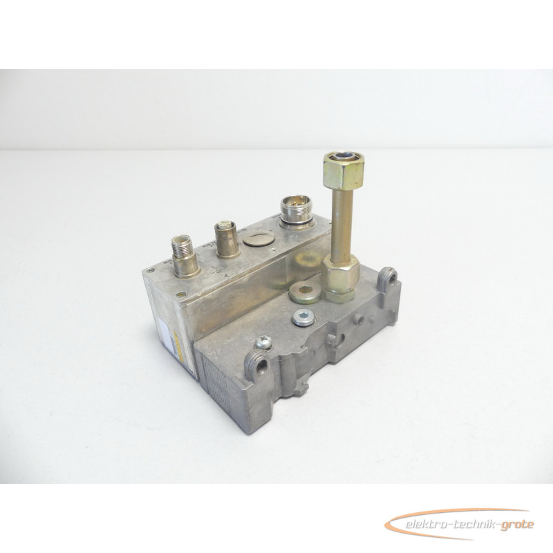 Bosch монитор Bosch RMV-DP/F Profisbus-DP SN 003821088+ Verteiler фото на Industry-Pilot