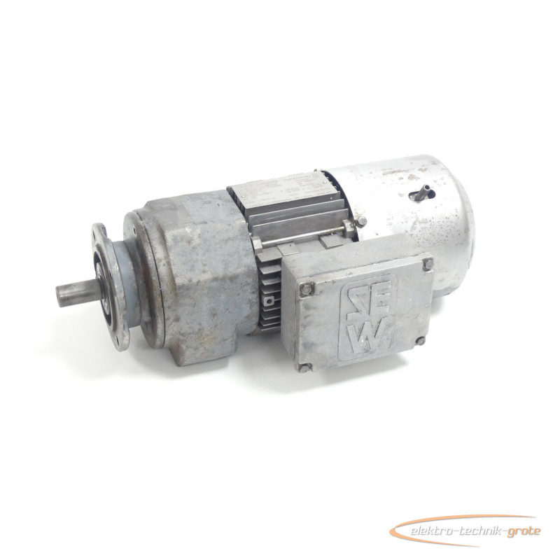 Мотор-редуктор SEW Eurodrive RF32DT71C4BM/HF Getriebemotor SN:01042020330102009 фото на Industry-Pilot