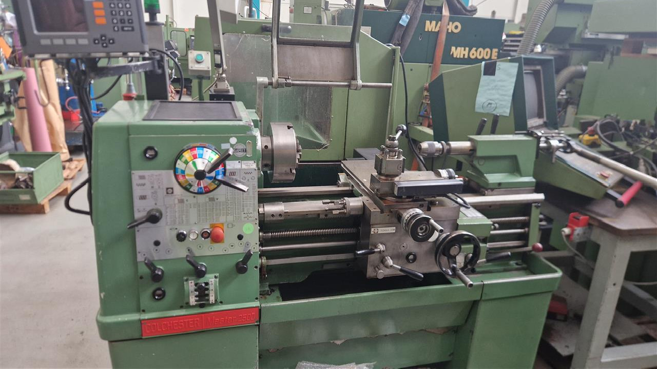 Screw-cutting lathe COLCHESTER Master 2500 photo on Industry-Pilot