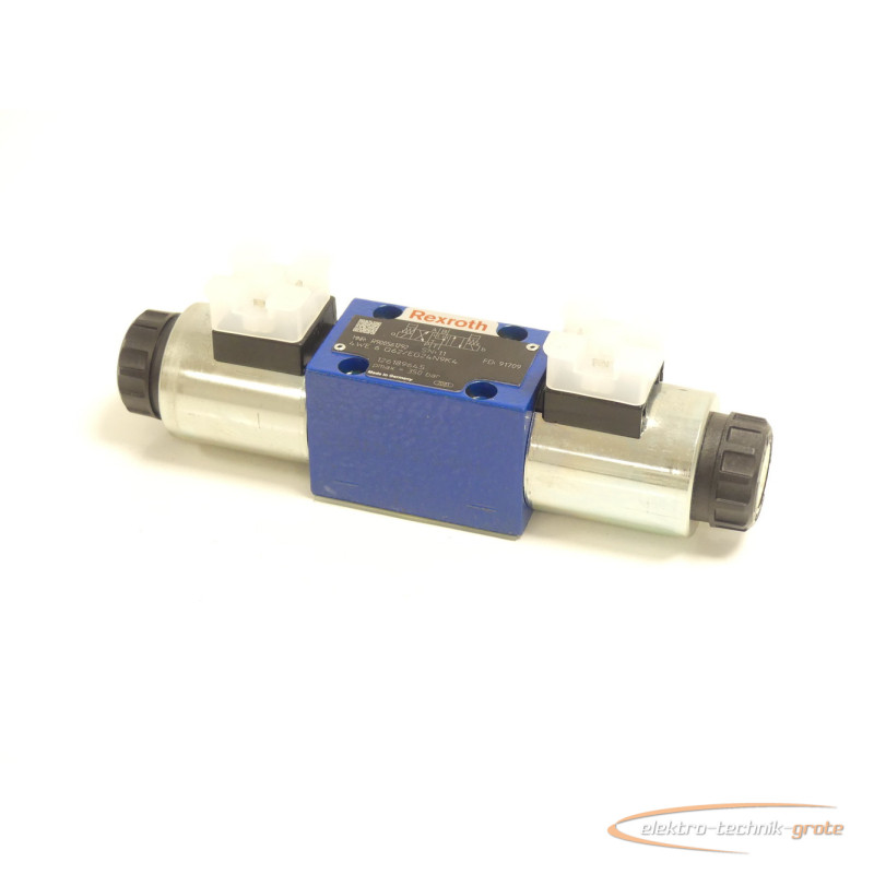 Hydraulic control valve Rexroth 4WE 6 Q62/EG24N9K4 Wegeventil 24 VDC MNR: R900561292 SN:11 - ungeb.! - photo on Industry-Pilot