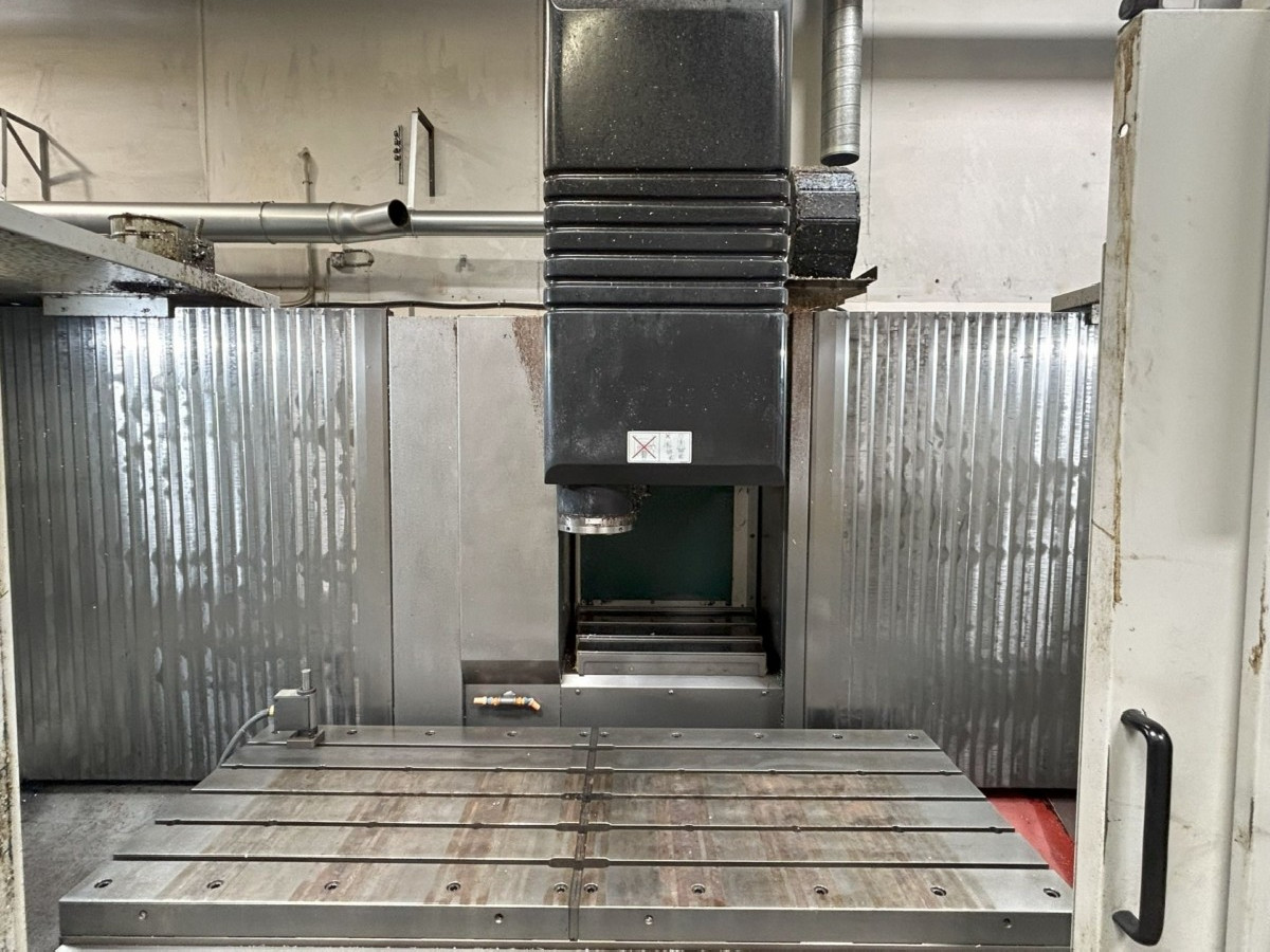 Machining Center - Vertical MAZAK VTC 300C-II photo on Industry-Pilot