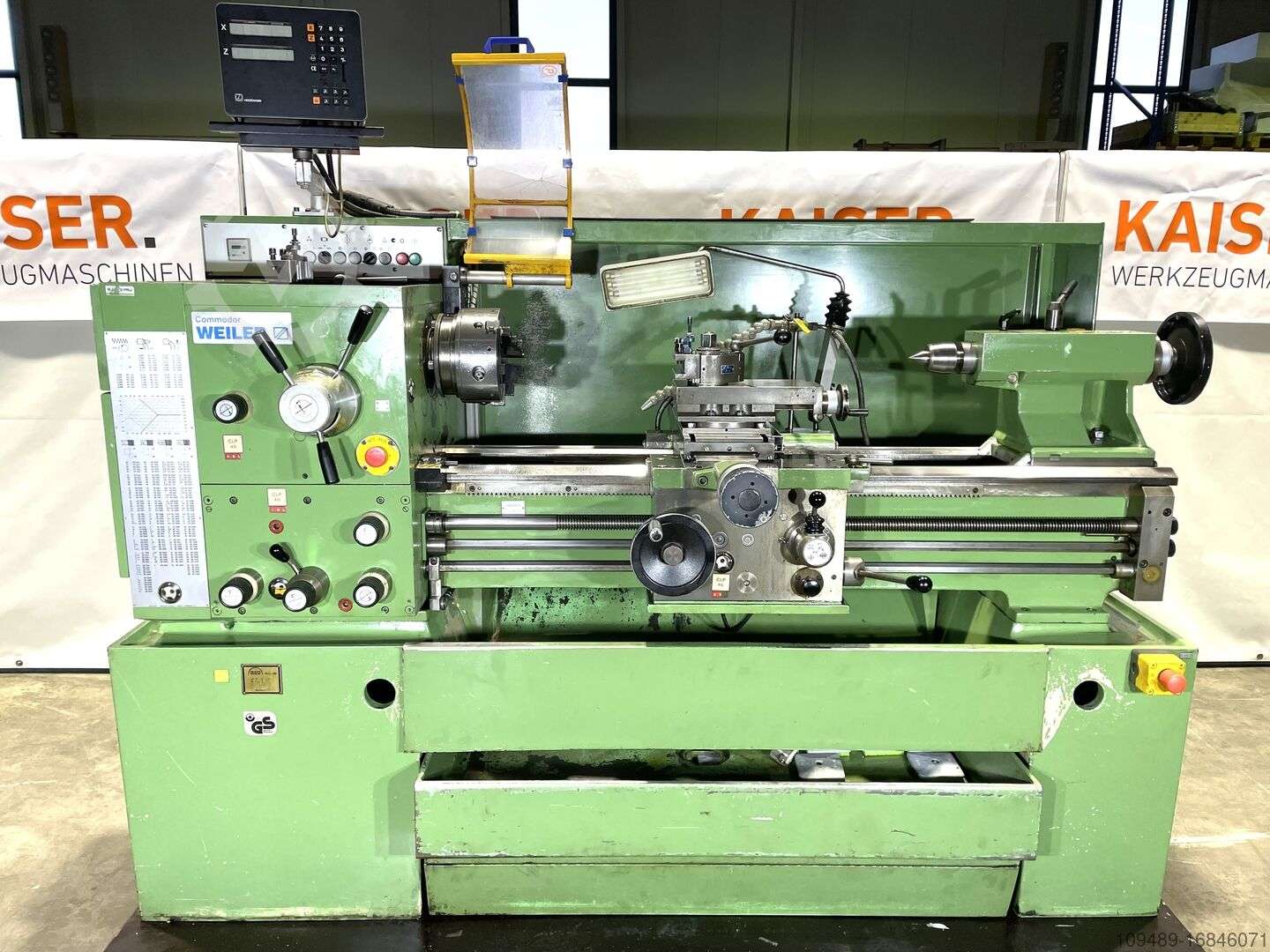 Screw-cutting lathe WEILER COMMODOR 230 - Heidenhain Digitalanzeige photo on Industry-Pilot