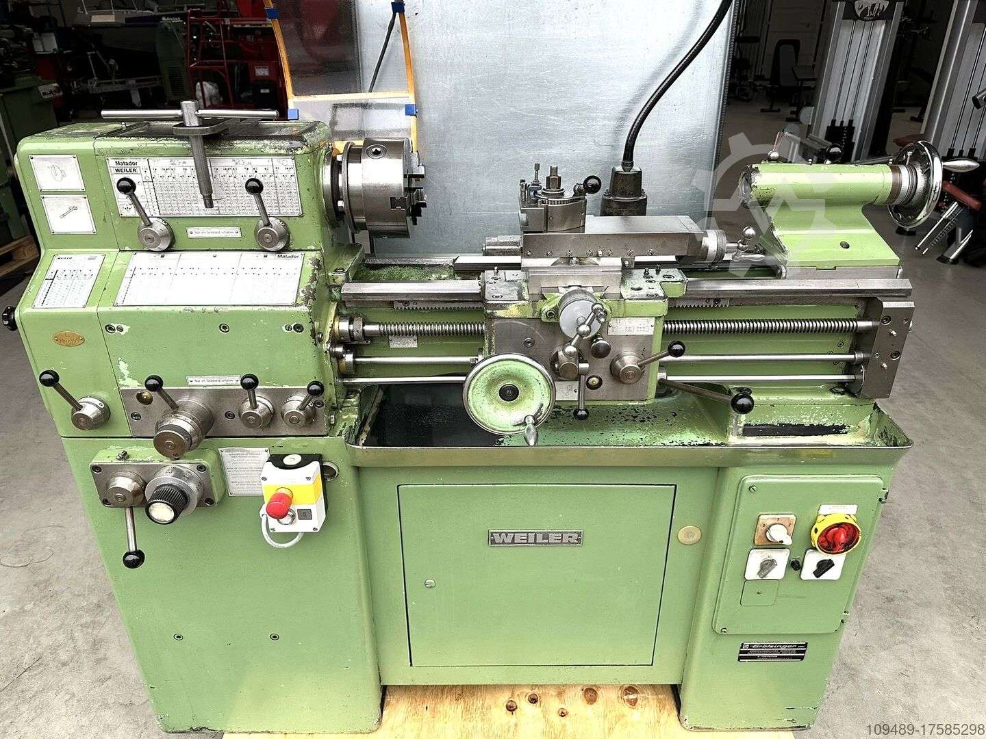 Screw-cutting lathe WEILER Matador, Leit- und Zugspindeldrehmaschine, Drehmaschine photo on Industry-Pilot