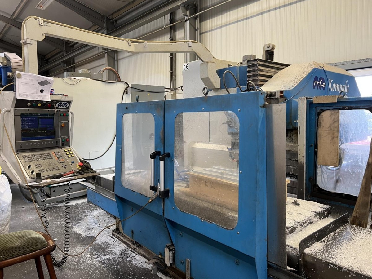 Bed Type Milling Machine - Vertical MTE Kompakt plus photo on Industry-Pilot