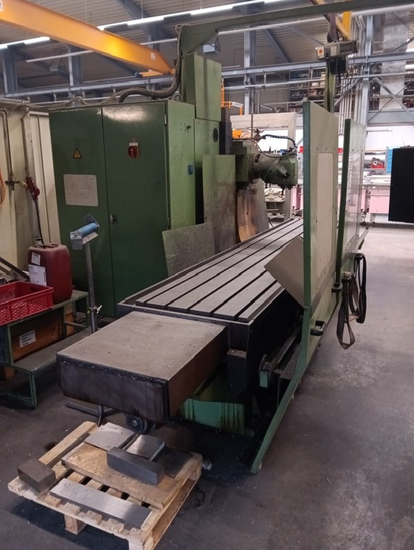 Bed Type Milling Machine - Universal LAGUN FBF 3700 photo on Industry-Pilot