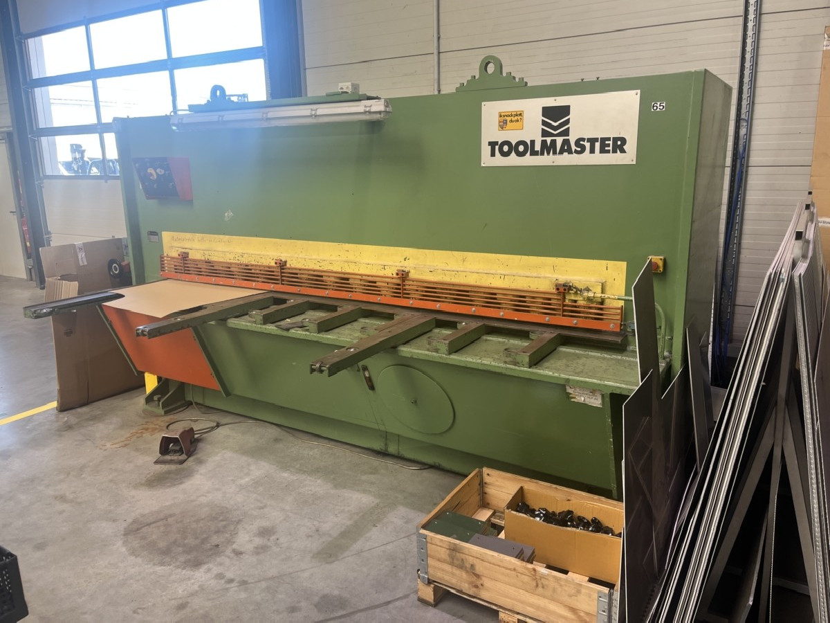 Hydraulic guillotine shear  HACO - Toolmaster TS 3012 photo on Industry-Pilot