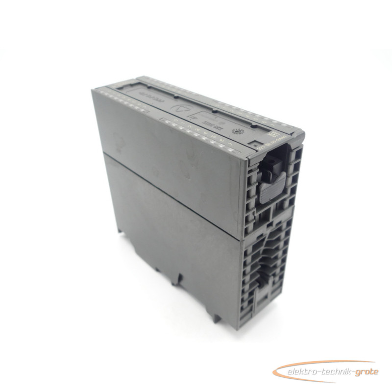 Digital input module Siemens 6ES7321-1BL00-0AA0 Digitaleingabe E-Stand 04 SN: C-P9E51916 photo on Industry-Pilot