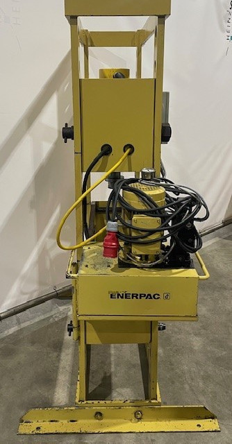 Tryout Press - hydraulic Enerpac RR10013 photo on Industry-Pilot