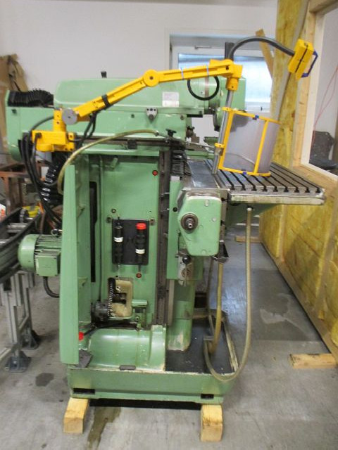 Milling Machine - Vertical DECKEL FP 3 photo on Industry-Pilot