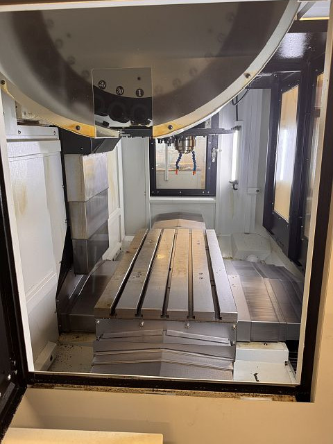 Machining Center - Vertical SAEILO M-1000 photo on Industry-Pilot