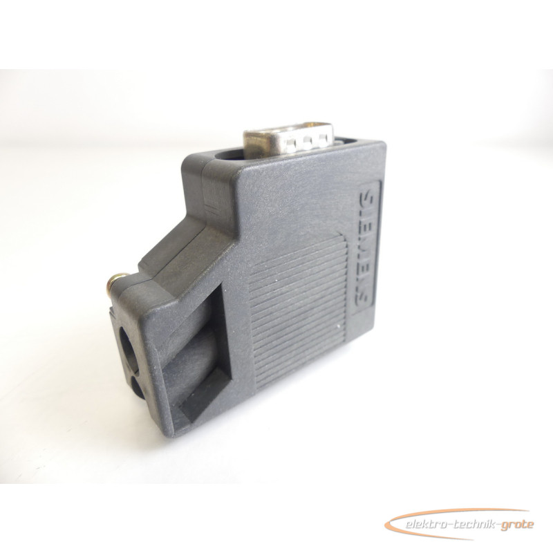  Siemens Sinec L2 6ES5762-2AA12 BUS-Connector / Busanschlussstecker фото на Industry-Pilot