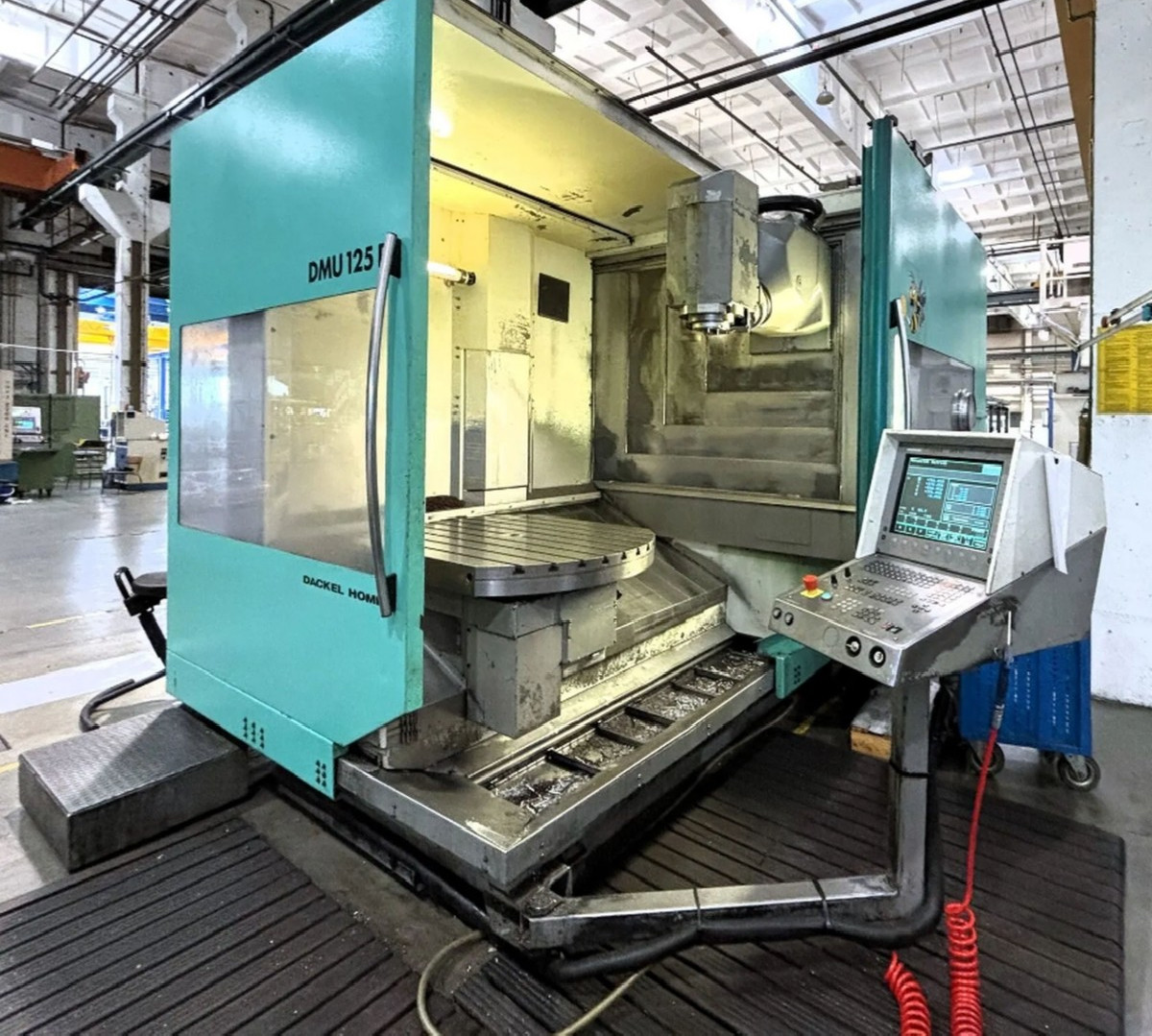 Machining Center - Universal DECKEL-MAHO DMU 125P photo on Industry-Pilot