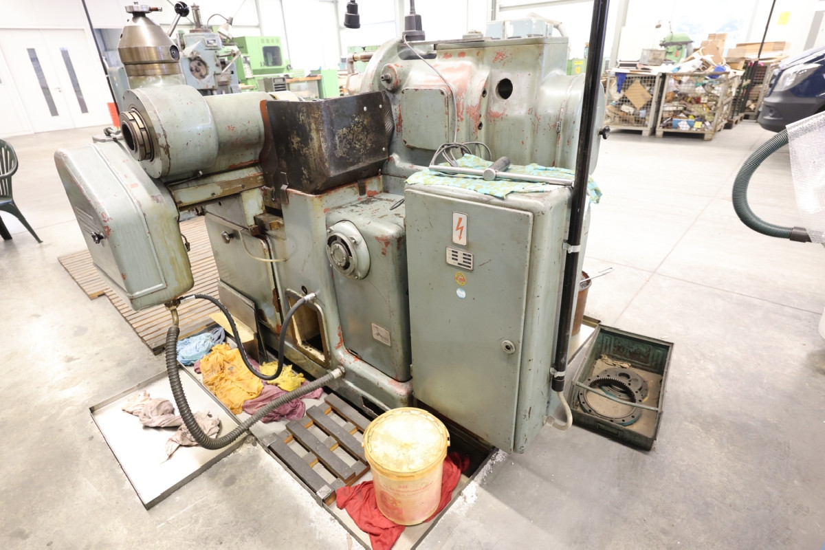 Worm milling machine PFAUTER SF 1 photo on Industry-Pilot