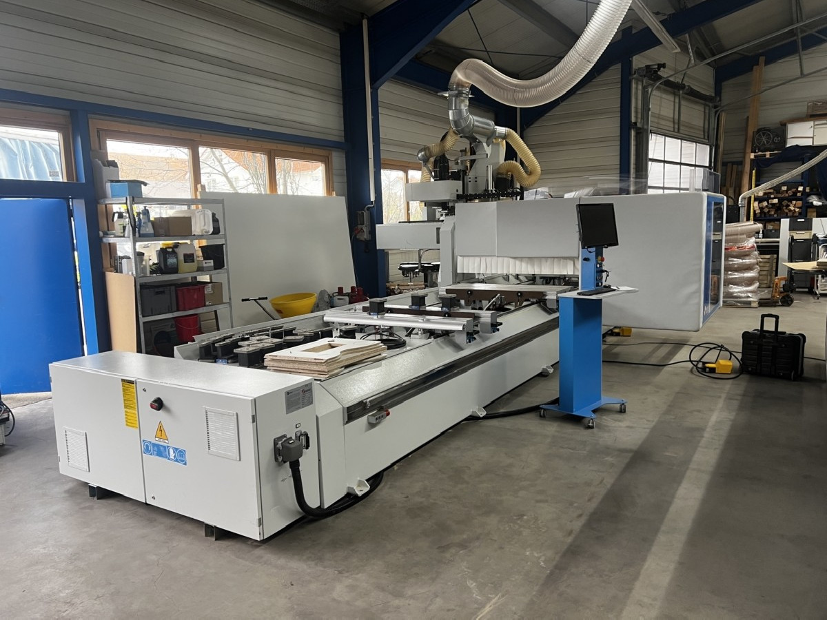 CNC machining center MASTERWOOD Project 385 L photo on Industry-Pilot