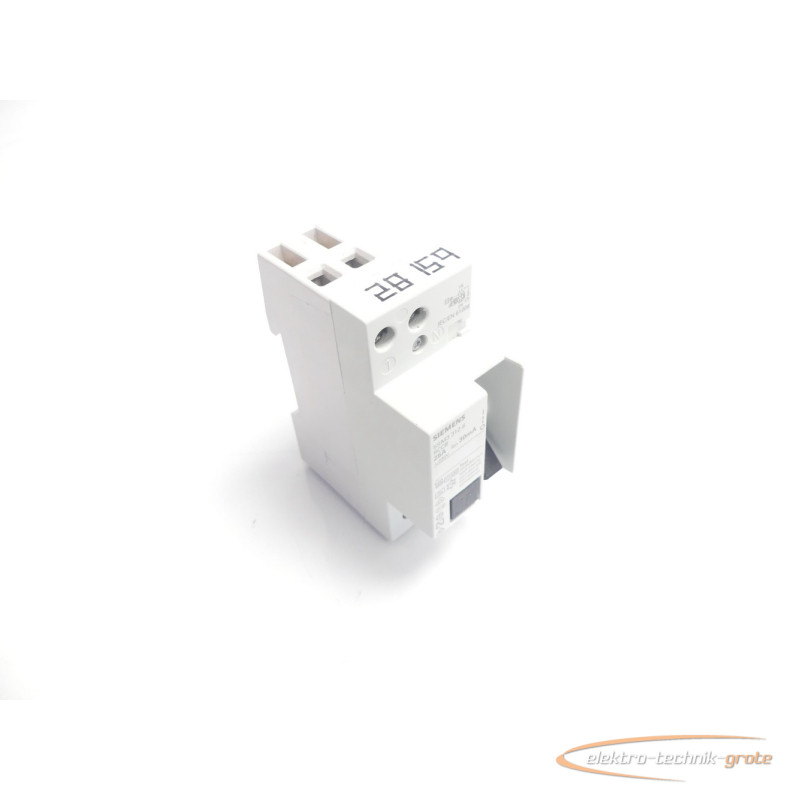 Защитный выключатель Siemens RCCB 5SM3312-6 FI - Schutzschalter - 25A / 30mA / ~ 230V фото на Industry-Pilot