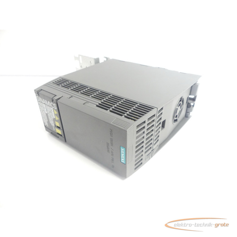 محول-التردد Siemens G120C PN 6SL3210-1KE12-3AF2 Frequenzumrichter SN: XAK623-000008 الصورة على Industry-Pilot