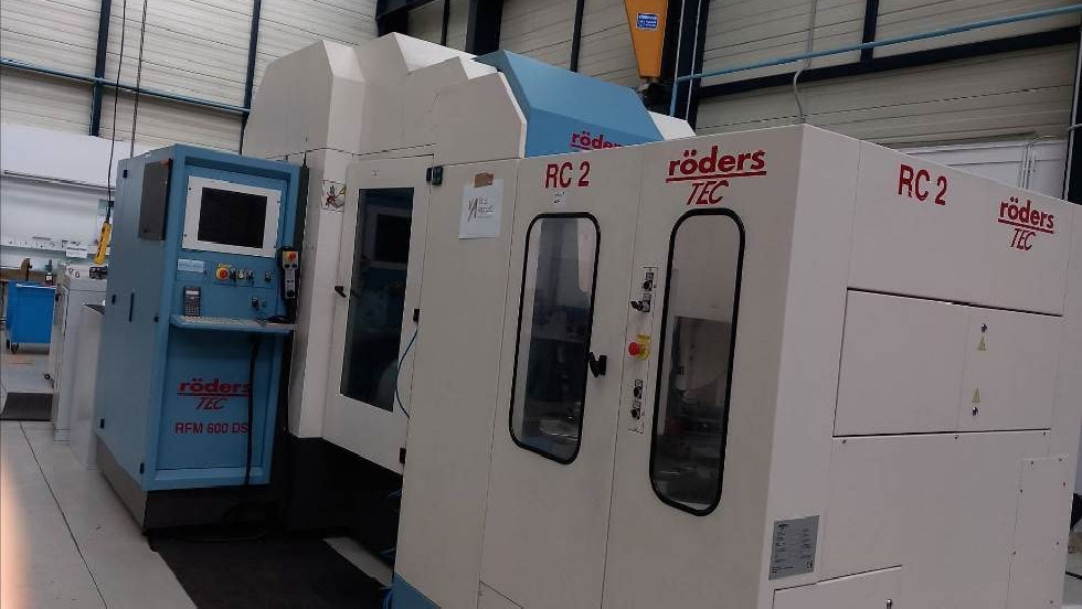 Machining Center - Vertical RÖDERS RFM 600 DS photo on Industry-Pilot