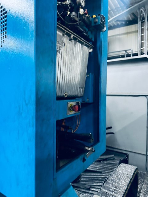 Machining Center - Vertical IBARMIA ZV-45/L3000 photo on Industry-Pilot