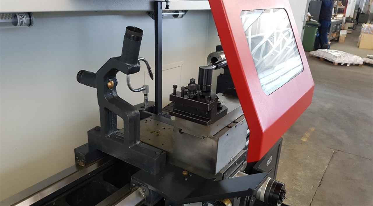 Screw-cutting lathe KRAFT DLZ 650 x 2.000 VS photo on Industry-Pilot