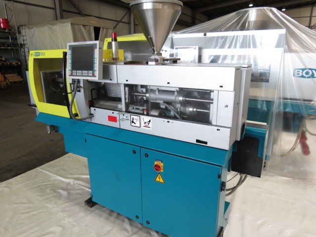 Injection molding machine - clamping force 250 - 999 kN DR.BOY 35 E PROCAN ALPHA 350-92 photo on Industry-Pilot