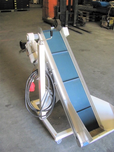  Schräg Band Schuma 1000x 200 mm breit, mit Stollen, 380 V mit Separator  фото на Industry-Pilot