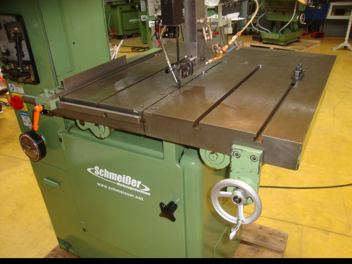 Bandsaw metal working machine - vertical MÖSSNER SSF 501 photo on Industry-Pilot