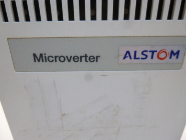 محول-التردد Alstom Microverter D 1.8/380 Frequenzumrichter 3AC 380-460V/4A 380-460V/2,8A الصورة على Industry-Pilot