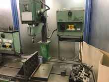 Thread-cutting machine - vertical WMW MFIV 4 Gewinde-Reihenbohrmaschine photo on Industry-Pilot