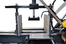 Automatic bandsaw machine - Horizontal Beka-Mak BMSY 320 G photo on Industry-Pilot